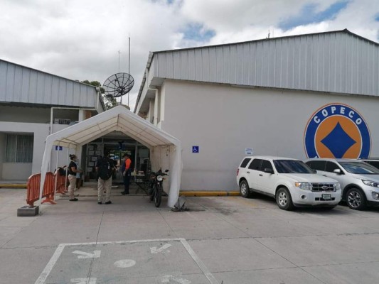 Atic secuestra documentos en Copeco por caso de hospital móvil en Villanueva
