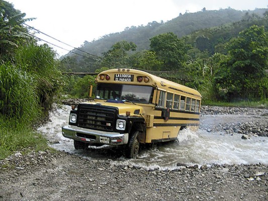 Miles de incomunicados en El Paraíso por lluvias