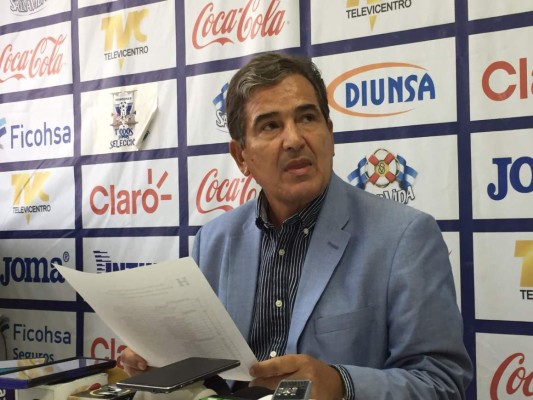 Pinto convoca para amistosos con Venezuela y Ecuador