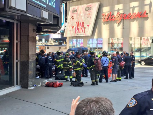 Atropello múltiple en Times Square deja un muerto y 19 heridos