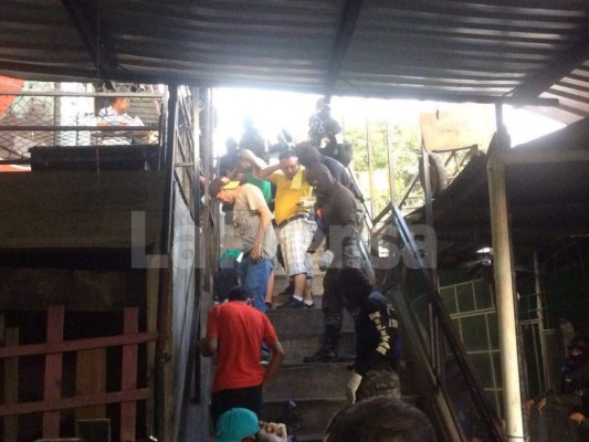 Trasladan a reos del Centro Penal Sampedrano