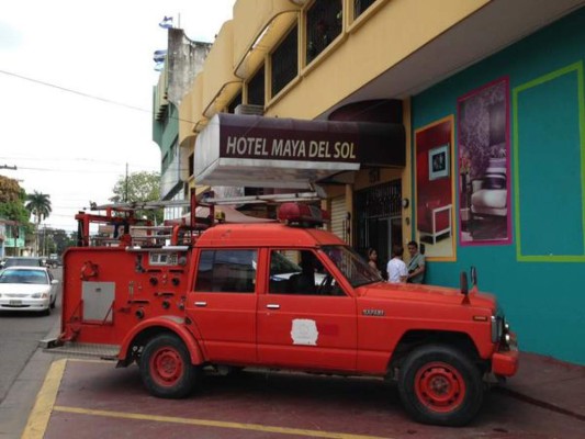 Investigan a colombiana tras incendio en hotel de San Pedro Sula