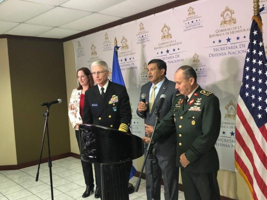 Jefe del Comando Sur de EEUU reitera compromiso con Honduras para trabajar por la paz y seguridad