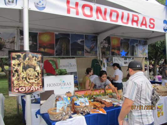 Empresas hondureñas van a feria en Miami