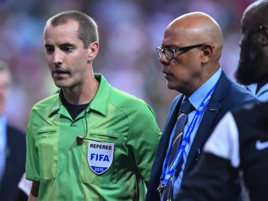 Costa Rica y Panamá pedirán árbitros de Conmebol en eliminatorias