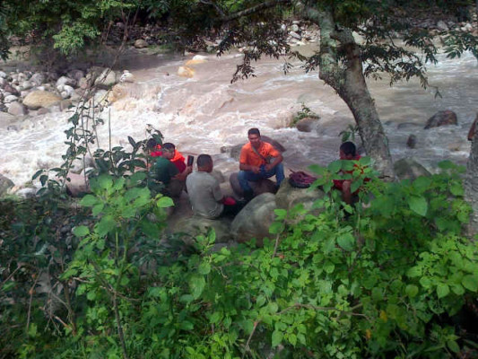 Honduras: Suspenden búsqueda de niños arrastrados por corriente