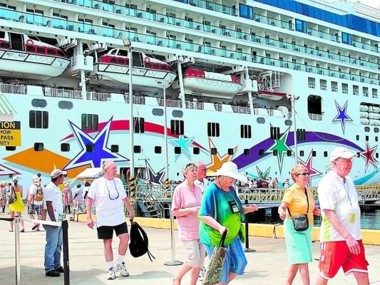 Esperan la llegada de 40,000 extranjeros a Honduras