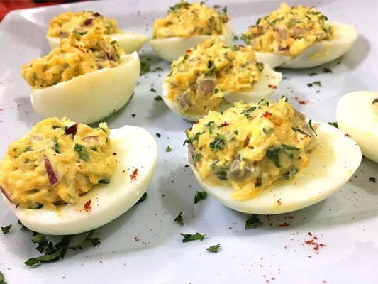 Cómo hacer huevos rellenos para bocadillos