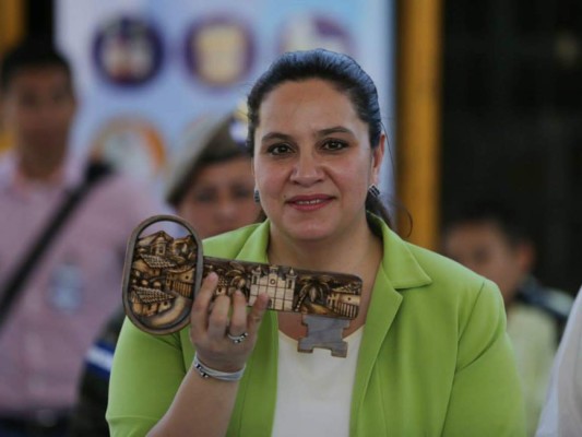 El nuevo look de la primera dama de Honduras