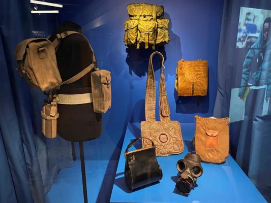 El bolso, un símbolo de identidad colgado a nuestros hombros