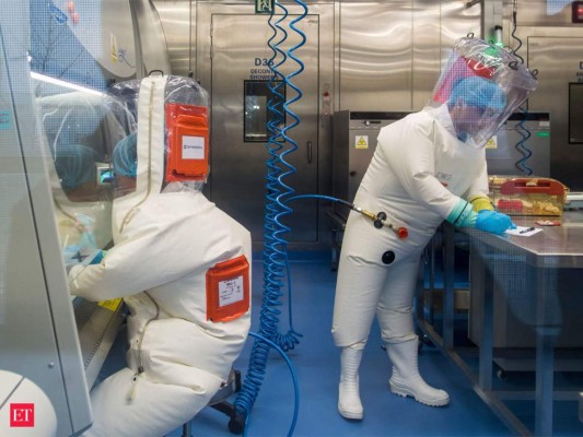 Empleados del laboratorio de Wuhan fueron hospitalizados en 2019 por virus respiratorio