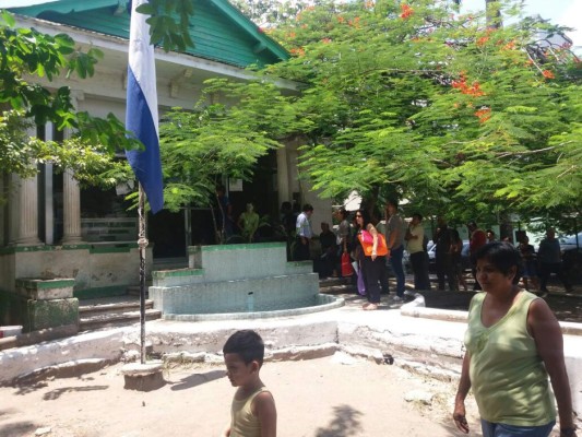 Empleados del RNP reanudan labores