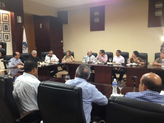 Alcaldes de Cortés piden proyectos de desarrollo