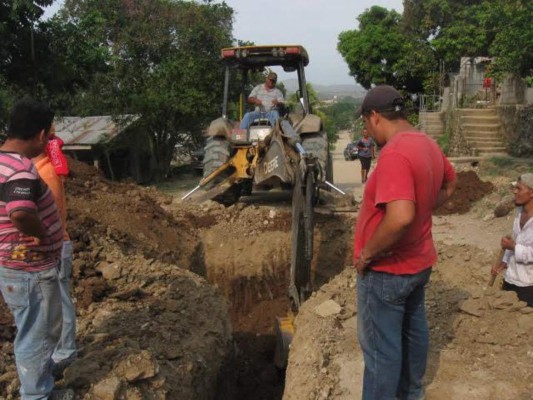 Un 70% de la población urbana de Villanueva ya tiene alcantarillado