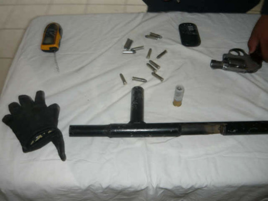 Policía detiene a 7 personas en persecuión realizada en Chamelecón