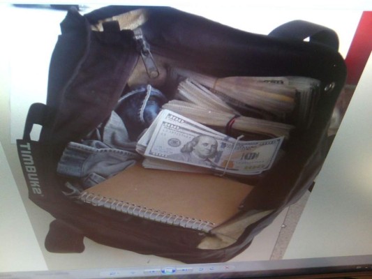 Detienen a francesa que quería sacar 63 mil dólares de Honduras