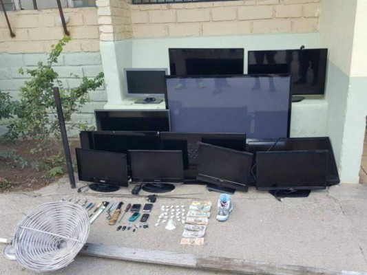 Fusina: Hay colusión entre reos y agentes de las penitenciarías