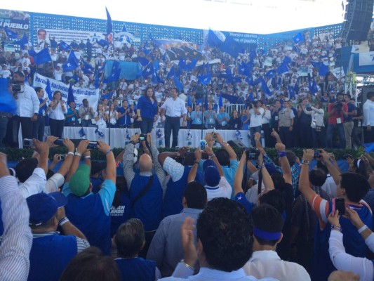 Juan Orlando: 'Honduras no debe volver al pasado'   