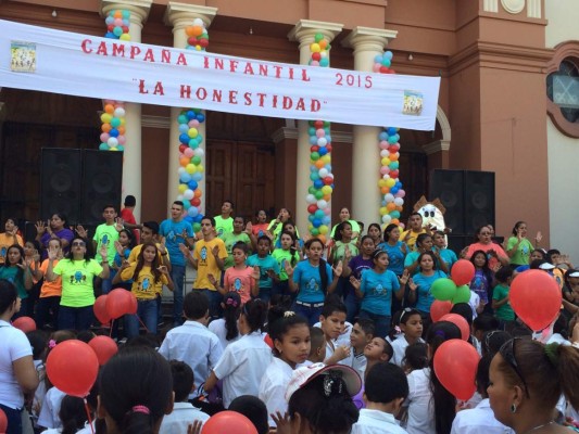 Escolares sampedranos culminan campaña infantil
