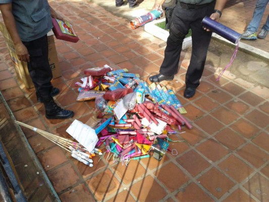Decomisan pólvora que era vendida en mercado de Trujillo, Colón  