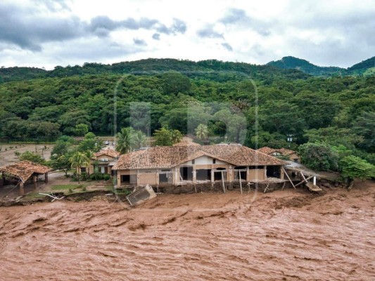 Occidente registra más de 8,400 afectados por lluvias