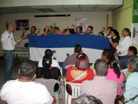 Juramentan cuatro patronatos en Vida Nueva, Chamelecón y Las Flores