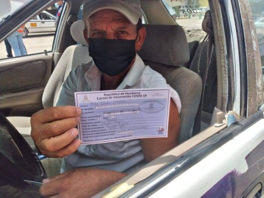 Honduras: Taxistas reciben primera dosis de la vacuna contra el Covid-19