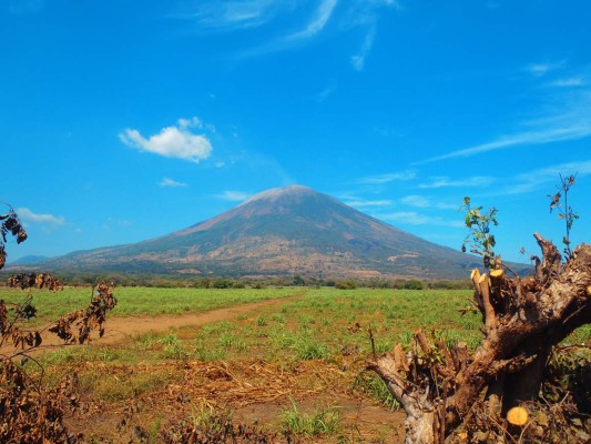 El Salvador, la tierra de volcanes rodeados de naturaleza
