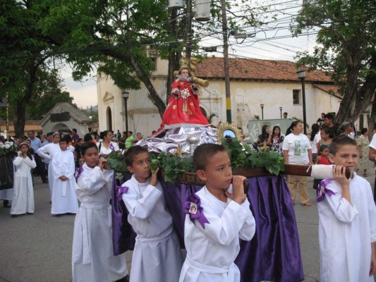 Procesiones, turismo y teatro en Comayagua