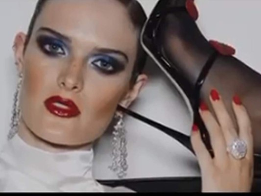 Actúa Cynthia Nixon contra machismo en video viral