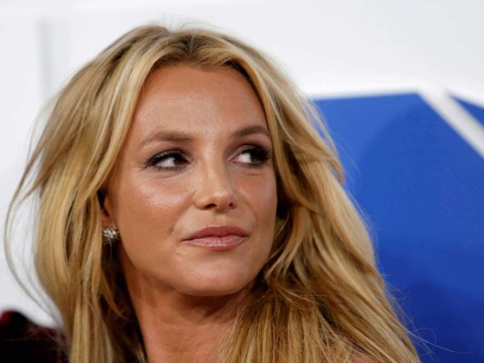 Investigan a Britney Spears por supuestamente golpear a una empleada