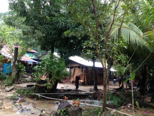 Hombre ataca a puñaladas a matrimonio cuando dormía