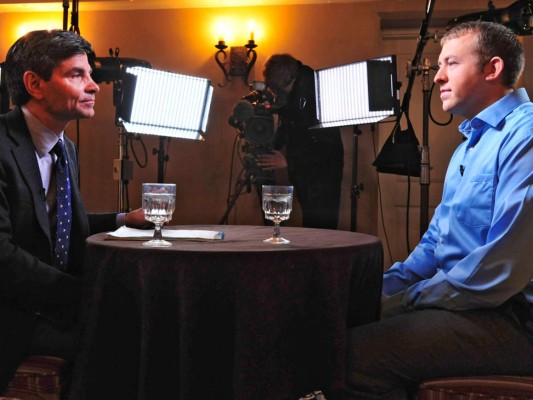 'Hice bien mi trabajo', dice policía que mató a joven negro