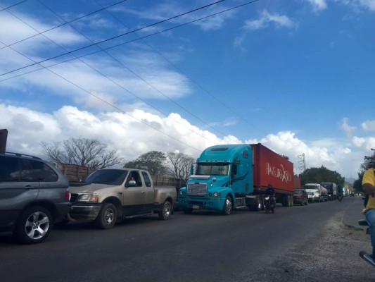 Caos vehicular en el segundo anillo sampedrano