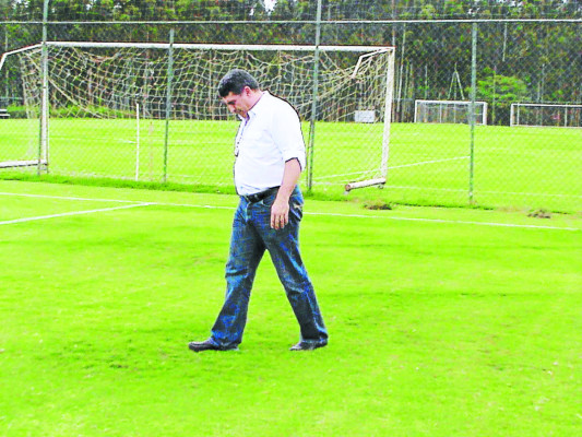 Suárez aprobó la sede de Honduras en el Mundial de Brasil