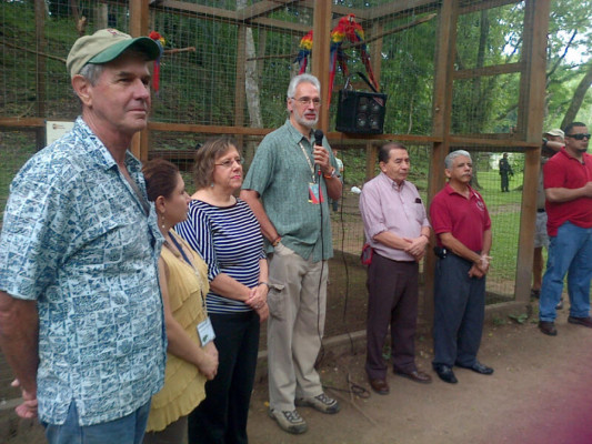 Honduras: Liberan a seis guaras rojas en Copán Ruinas