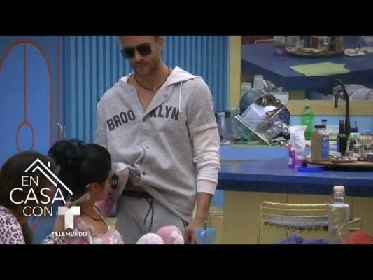 Así es Roberto Romano, el actor con quien Kimberly Flores habría sido infiel a Edwin Luna