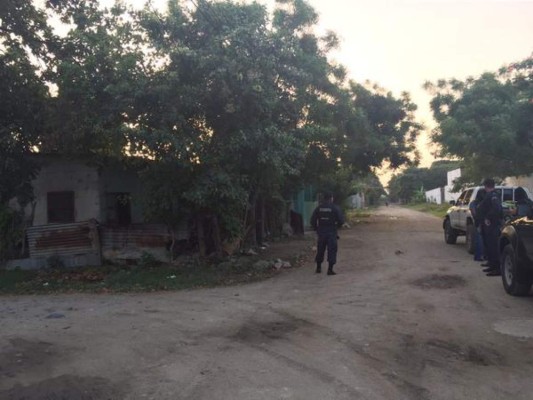 Allanan varias casas en Chamelecón, San Pedro Sula