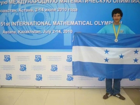 Hondureño participa en congreso de matemáticas en Alemania