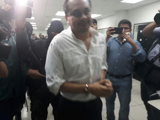 A audiencia inicial exregidor de Villanueva