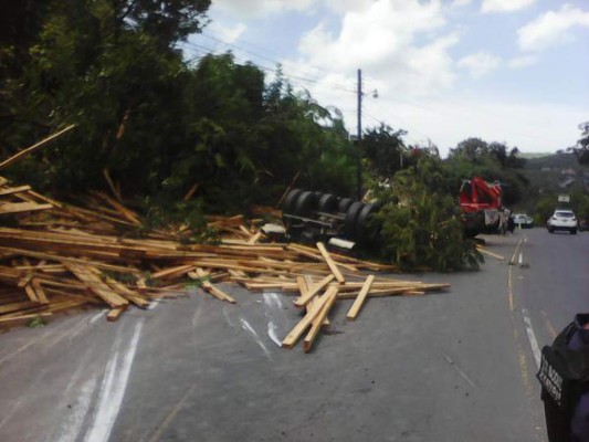 Joven muere aplastado en accidente vial en Honduras&nbsp;&nbsp;