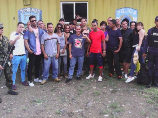 Suman 52 cubanos detenidos en Honduras en 48 horas  