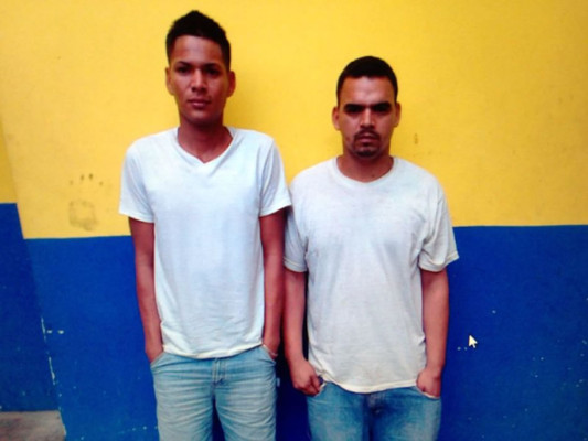 'Queman' y atrapan a tres supuestos extorsionadores en San Pedro Sula