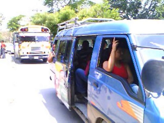 En operativos se confirma que buses de la Rivera Hernández cobran tarifa de más