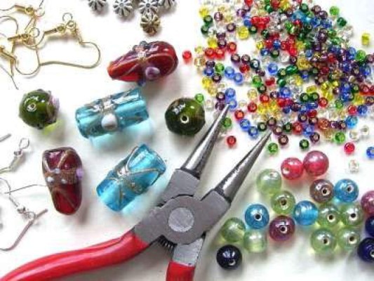 Haga bisutería y gane mucho dinero