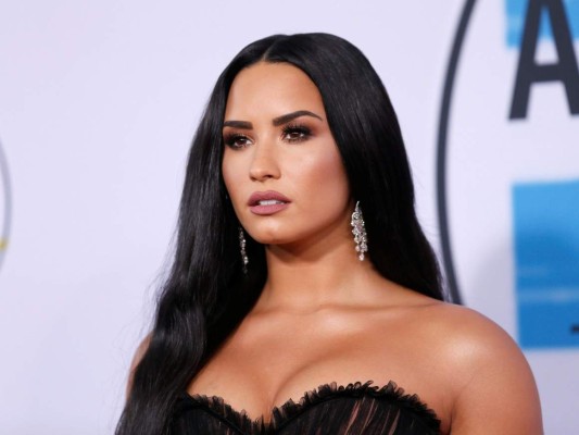 Demi Lovato no quiere casarse de blanco