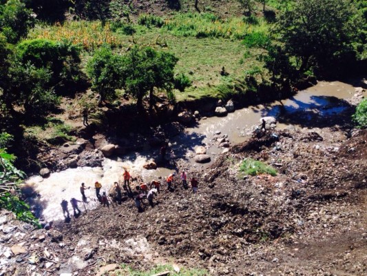 Ocotepeque: Menor muere al caer en quebrada y ser soterrado por alud