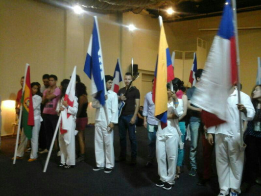 Polache canta el domingo en Viña del Mar