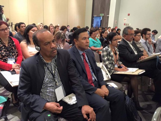 Diferentes sectores discuten sobre crecimiento económico