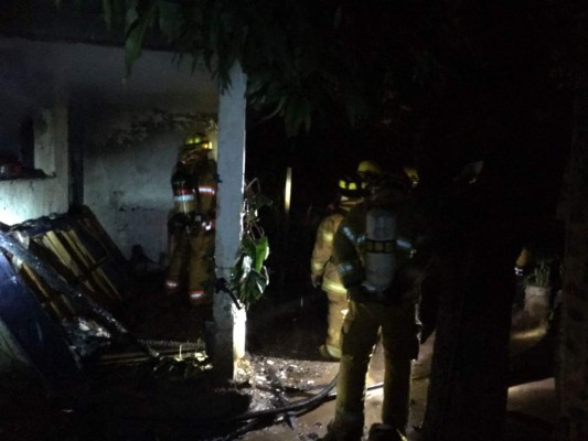 Incendios dejan en la calle a familias